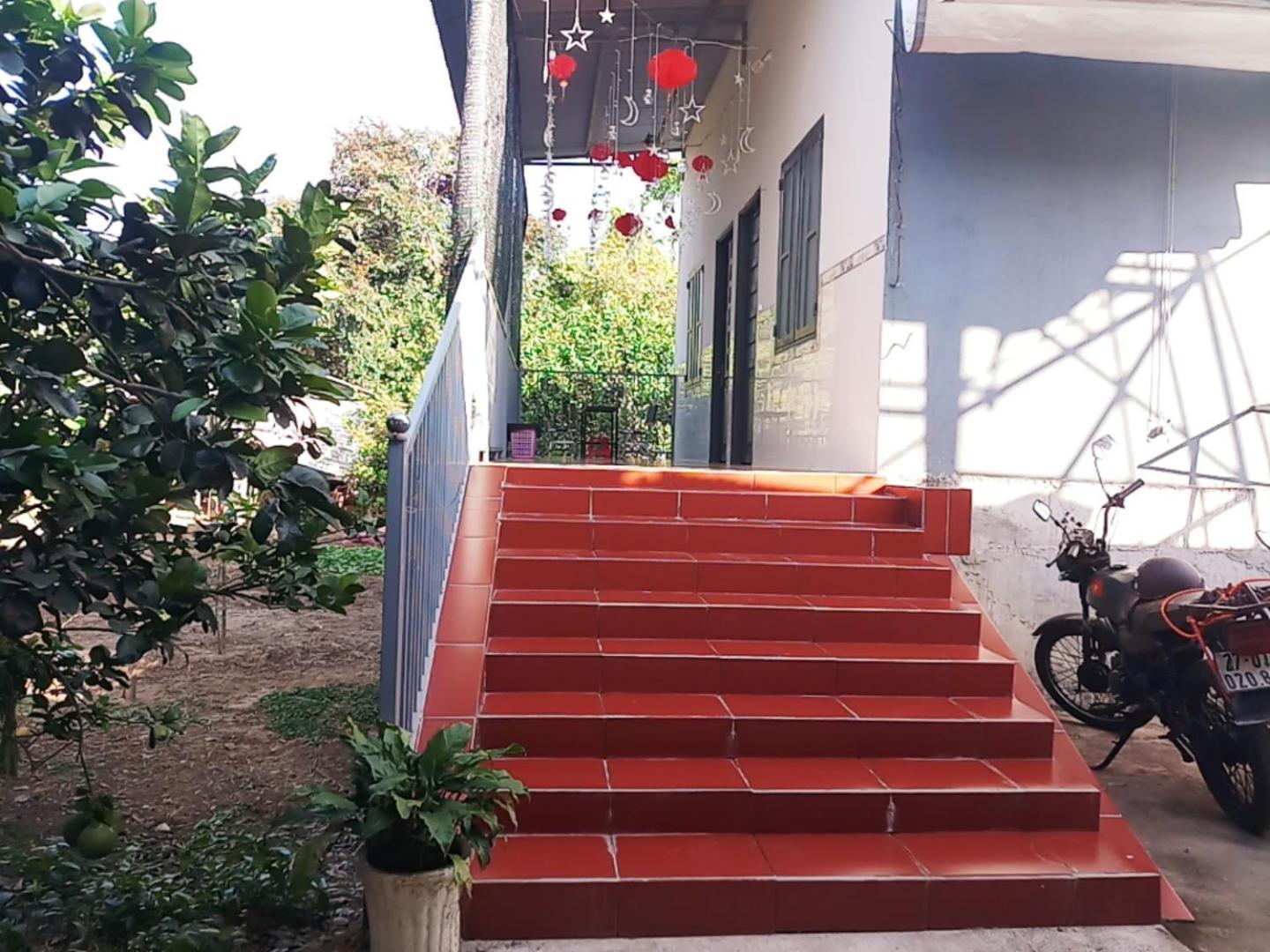 Duc Phat Homestay Cat Tien Exteriör bild